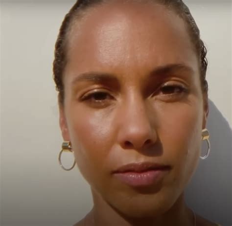 Alicia keys is rumoured to be planning a worldwide tour at the end of 2022. Alicia Keys, Mary J Blige, More Call On Biden For Racial ...