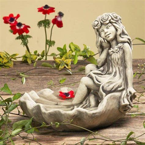 Solche augenblicke geniessen und dankbar sein.in diesem wunderbaren, sicheren land zu leben. Steinguss Vogeltränke Fee Rosen Mädchen - Gartenfiguren ...