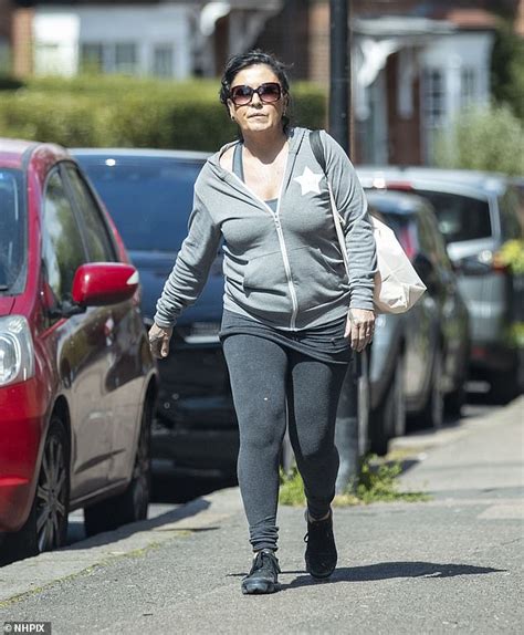 Zipped (compressed) files take up less storage space and can be transferred to other computers more quickly than uncompressed files. EastEnders' Jessie Wallace puts on a casual display in a grey hoodie as she runs errands in ...