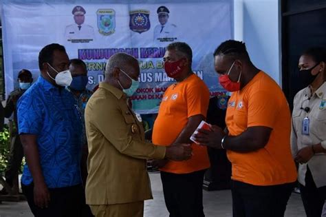 Dalam pltu, batu bara memerankan peran utama karena digunakan sebagai bahan bakar untuk kebanyakan pltu menggunakan air laut sebagai langkah menurunkan emisi sulfur batubara. Raja Ampat Dibuka buat Pelancong Lokal, 10 Syarat Ini Harus...