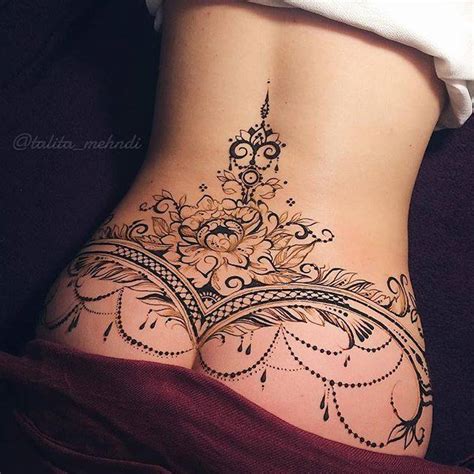 Not all tattoos are carried out with needles and pain. Henna Chest Tattoo - MMOD