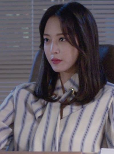 One of her most famous drama is birth of beauty, while one of her most. Han Ye-seul's Fashion in Korean Drama 'Big Issue' Episode ...