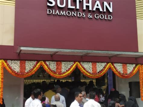 A man raised by gangsters tries to reform them, and a hired job to protect a village presents him with the perfect opportunity. Sulthan Gold & Diamonds enters Udupi with its 10th ...