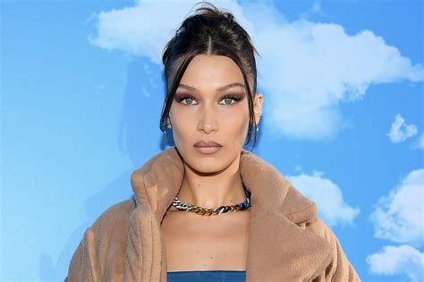 Isabella khair hadid (born october 9, 1996) is an american model. Bella Hadid Says Instagram Removed 'Proud Palestinian ...