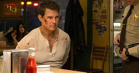 Jack reacher must uncover the truth behind a major government conspiracy in order to clear his name while on the run as a fugitive from the law. Jack Reacher 2 Tom Cruise Official Images | Cosmic Book News