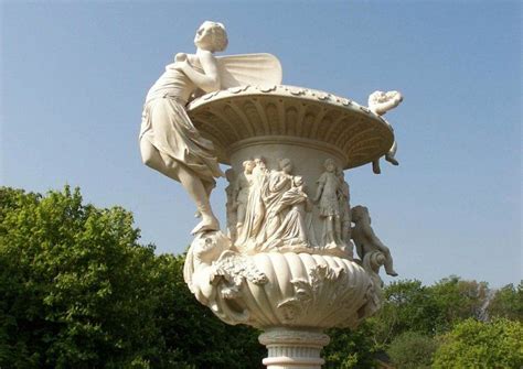 Maybe you would like to learn more about one of these? Amor und Psyche, Üppigkeitsvase Großer Garten Dresden ...