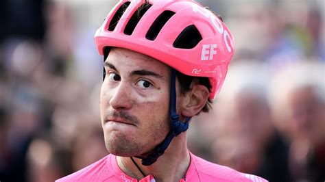 Alberto bettiol of ef education won the 18th stage of the giro d'italia, the longest of the race at 231 kilometres, on thursday in stradella. Kop over Kop | #3: Bettiol de nieuwe Merckx en douchen in ...