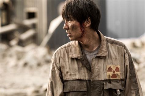 Han jung rok was a former archer and was part of the national team and was considered the top archer but he, now, works as a delivery man and found it very difficult to. Top 20 Best Korean Movies on Netflix Right Now 2018 ...