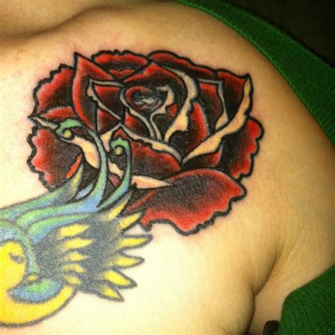 Posted on 12.10.2016 by andrey. Traditional rose and swallow tattoos | Tattoos, Tribal ...