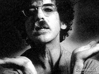 #vida #sui generis #artaud #pescado rabioso #charly garcia #nito mestre #spinetta #luis alberto spinetta #discos #70s. El Perro Lunar: Dos o tres cosas que sé de Charly García