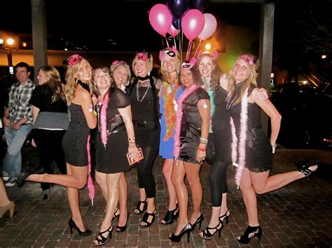 Bachelorette frontrunner greg grippo seemed bound to make it to the end, but now it seems hes left for good. Janell's Bachelorette Party - Wild One Forever