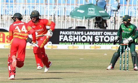 When pakistan started batting, abid ali was the first to be sent back to the pavilion in the middle of the tenth over after scoring 21 runs. 3rd ODI- Pakistan Vs Zimbabwe in pictures - The Zimbabwean