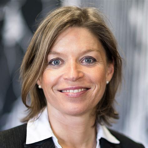 06831 489 468 10 oder unter saarlouis@tertia.de. Julia Hennings - Leiterin Kulturamt Saarlouis - Stadt ...