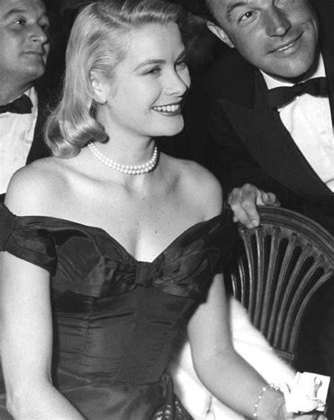 See more ideas about grace kelly, princess grace kelly, princess grace. Grace Kelly. Kind of funny how Gene Kelly is like no big ...