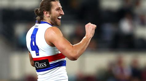 This is a list of western bulldogs players who have made one or more appearance in the australian football league, known as the victorian football league until 1990.the western bulldogs were previously known as the footscray football club until 1997. Western Bulldogs: Luke Beveridge labels Marcus Bontempelli ...