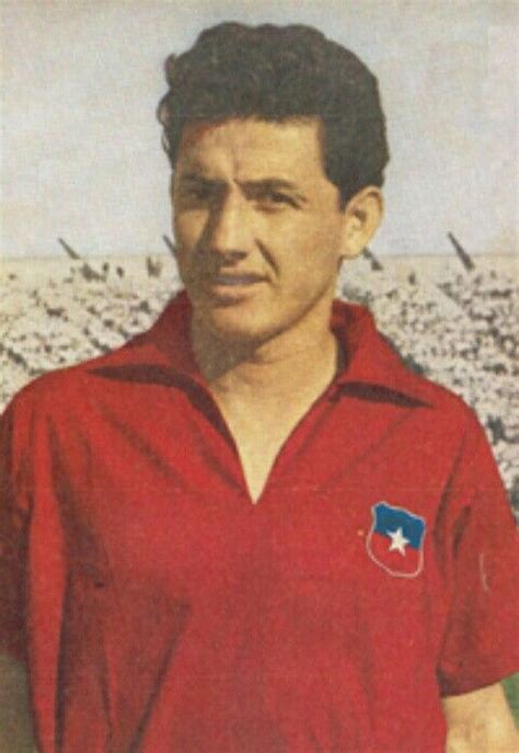 Desarrollo del campeonato mundial de. Leonel Sanchez of Chile at the 1962 World Cup Finals ...