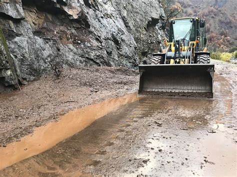 Maybe you would like to learn more about one of these? Rains Lead To Mudslides And Debris Flows On Highway 140 | Sierra News Online
