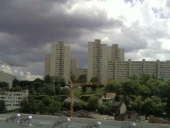 Many restaurants and rosny 2 shopping centre can be found in the surroundings. PSS / 1, rue Gay Lussac (Rosny-sous-Bois, France)