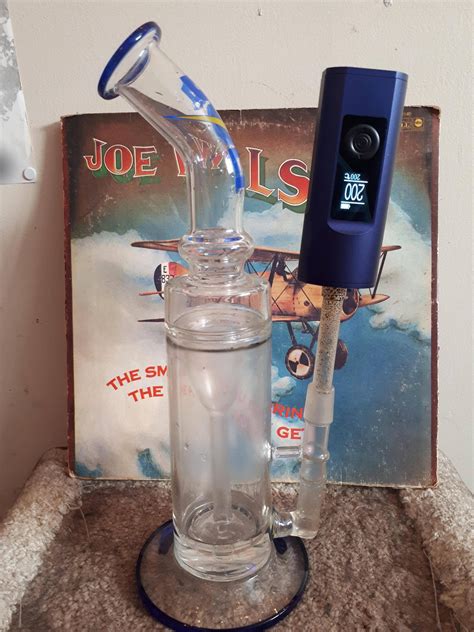 Thinking i had missed that the seller did not offer paypal, i went back to the listing. Well, I think I found out how I'll be using my vapourizer from now on. : vaporents