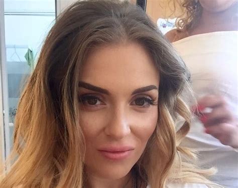Varsta, inaltime, biografie, dar si ce avere a mostenit de la mama ei citește cele mai proaspete știri despre oana zăvoranu. PRO TV - Oana Radu, aproape de nerecunoscut complet ...