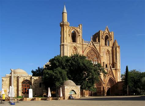 Gern stellen wir ihnen hier die schönsten urlaubsziele und die interessantesten sehenswürdigkeiten dieses spannenden landes vor. Sehenswürdigkeiten und Tourismus Famagusta, Zypern ...