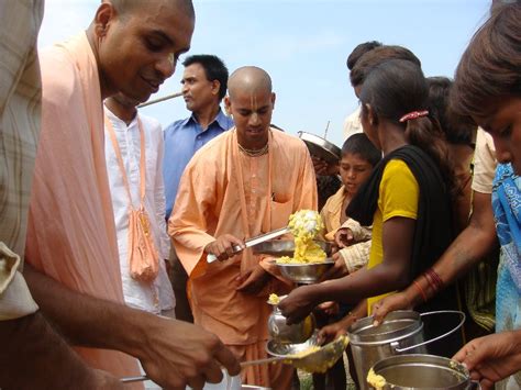 Hare krishna food for life (ffl) is the world's largest vegetarian food distribution program serving millions of meals daily, with. Food For Life - ISKCON Kanpur