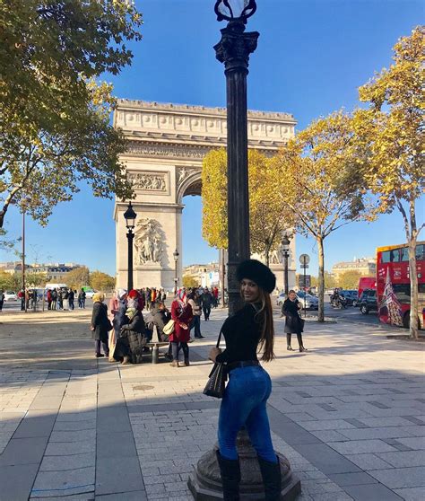 We did not find results for: Fernanda Ferrari in Jeans and Boots | Jeans and boots, Ferrari, Louvre