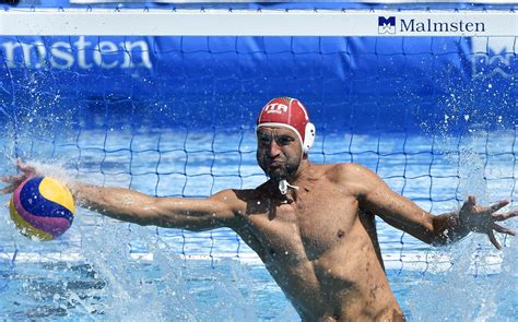 Dopo una rimonta avvincente porta a casa i due punti. Settebello alle Olimpiadi, Tempesti nella storia! - Swimbiz