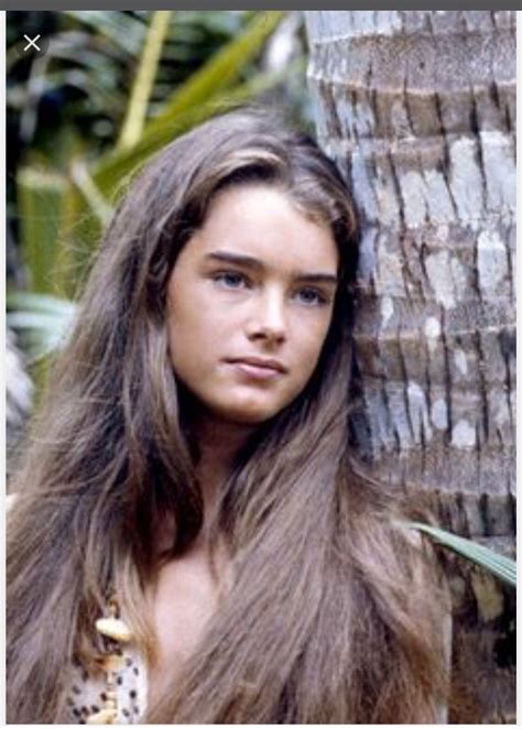 The blue lagoon launched the career of brooke shields when she was only 14 years old. Entertainment!!! image by Maria Ioannou | Brooke shields ...
