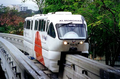 Mas Bagus Adventure: Mengintip Kereta Api di Malaysia