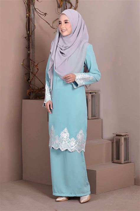 Maybe you would like to learn more about one of these? Baju Kurung Royal Blue : Chiffon Baju Kurung In Royal Blue ...