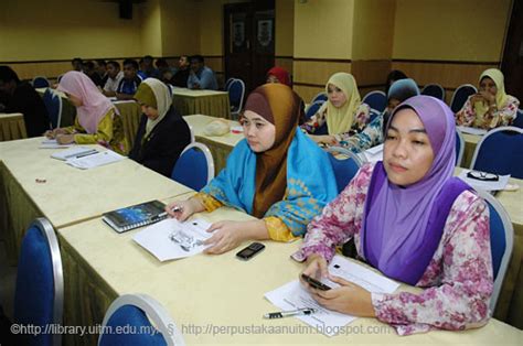 Gerak kerja parti harus berlandaskan kepada semangat motivasi yang sangat tinggi, berupaya bekerja di luar kelaziman dan tidak boleh lagi bergerak dalam zon selesa. Foto : Kursus Pemantapan Budaya Kerja Kelas Pertama Staf P ...