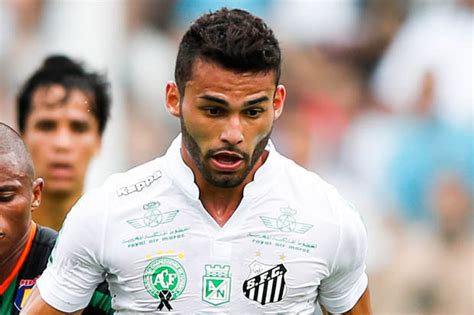 Current transfer rumours targeting thiago maia and his transfer history before joining lille fc. Thiago Maia: Santos star wanted by Man United and Chelsea ...