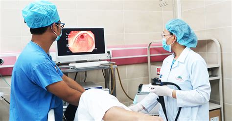Sau khi thăm khám và thực hiện các chẩn đoán cận lâm sàng, các bác sĩ phát hiện ở phình vị dạ dày có một búi giãn tĩnh mạch, có dấu chảy máu, đồng 5 ngày sau can thiệp, ông h.t đã ổn định, không chảy máu, ăn uống được và xuất viện. 6 địa chỉ Nội soi dạ dày tốt tại Hà Nội
