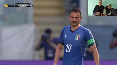 Inizia oggi il nostro mondiale. Partita di calcio - Italia vs Inghilterra - Fifa 19 - YouTube