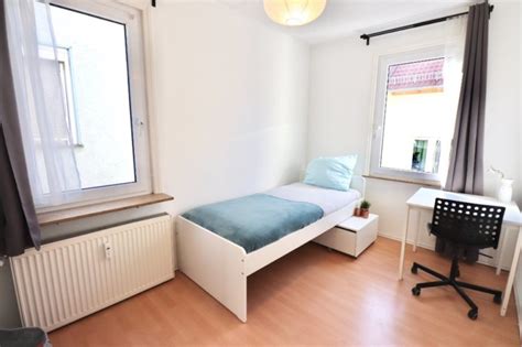 84.00 m 2 | 3 zi. Möbliertes Zimmer in 4er WG in Esslingen mit große Küche ...