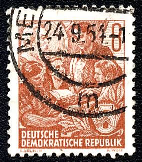 Um den wert einer briefmarke feststellen zu können bieten sich verschiedene wege an. Briefmarken DDR - Deutsche Demokratische Republik aus dem ...