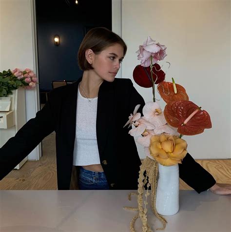 Maybe you would like to learn more about one of these? Kaia Gerber Gives the It-Girl Bob a Sleek Update for 2020 ...