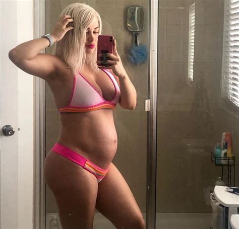 Now that i am pregnant i can definitely tell the hair i normally bleach i have been using it while not knowing i was pregnant and just used it again right before i found out. Paola Mayfield Bleaching Her Hair While Pregnant Is ...