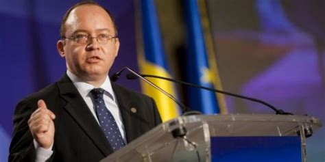 Este organul central de specialitate, ce promovează politica statului în domeniul relaţiilor externe şi îşi desfăşoară activitatea în conformitate. Ministerul Afacerilor Externe de la București, despre ...