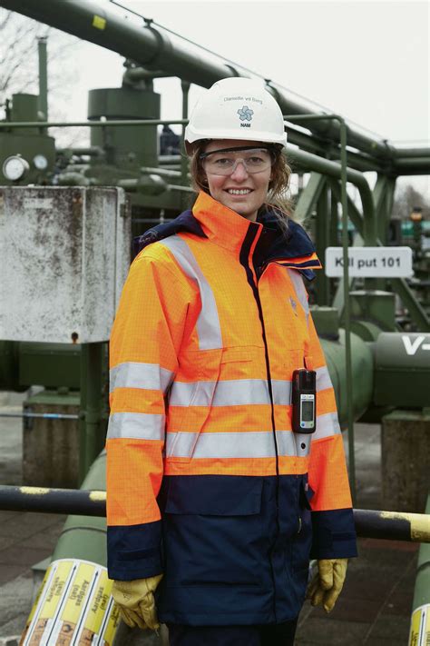 She is the recipient of. Gaswinning in Groningen: zij leven ervan - NRC