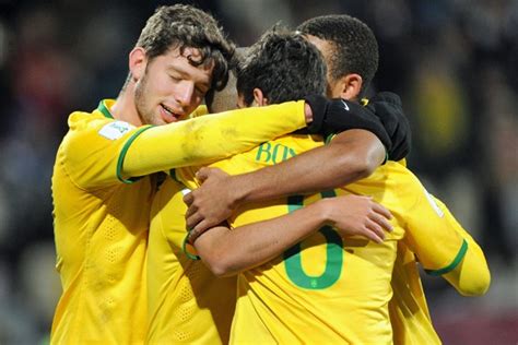 Brasil vencedor do primeiro set 5 de 5. Rede Globo > esportes - Futebol: Globo exibe Brasil x ...