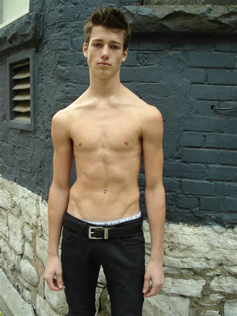 Introduction of my favorite foreign male models. Robbie - NEWfaces