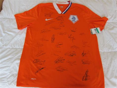 Het nieuwe thuisshirt van het nederlands elftal! Nieuw shirt Nederlands Elftal EK 2008 met 27 ...