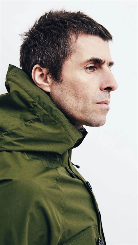 Here's 3 of our favourite liam gallagher haircuts throughout the years that you can get in 2017. Liam Gallagher | Musician style, Liam gallagher oasis ...