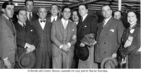 Immigrant origins, a middle class upbringing, musical genius. NOTICIAS Y EFEMERIDES MUSICALES Y DEL CINE: CARLOS GARDEL ...