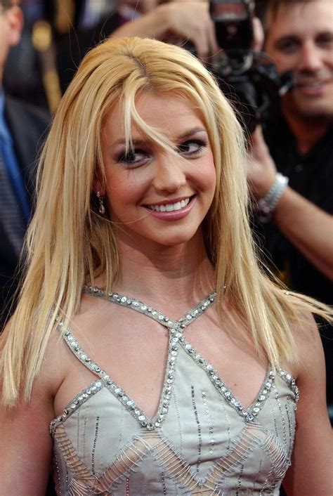 For all britney spears' talk of growing up, her interviews are still masterclasses in stonewalling and unlike previous britney albums, in the zone has no filler and no shoddy cover versions, just 57. American Music Awards,Novembar 2003-Red Carpet - Britney ...