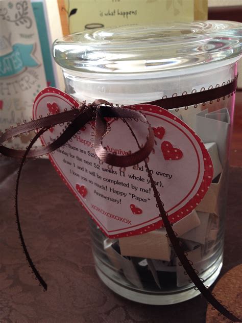 Gift suggestions to make for your 1st anniversary: I love this idea for any anniversary!!!! A pinner wrote ...