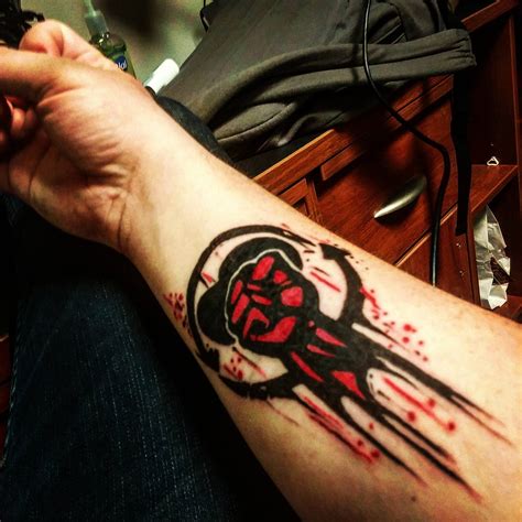 3,941,585 likes · 11,380 talking about this. My first tattoo :) : riseagainst