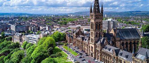 Glasgow's origins lie with a christian missionary called mungo, or kentigern, who established a church here. Glasgow: cosa fare, vedere e mangiare - Periodico Daily